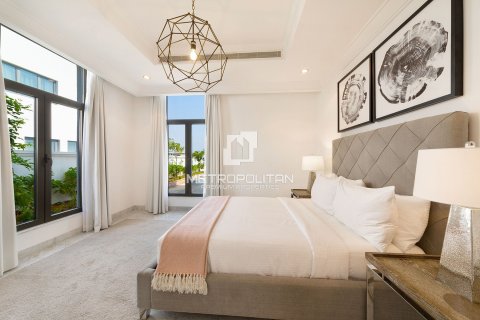 Villa Palm Jumeirah, Dubaijā, AAE 5 istabas, 1245 m2 Nr. 663822 - attēls 30