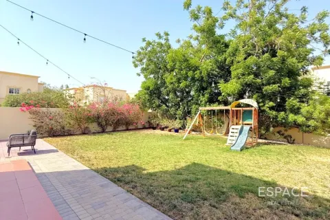 Vilă în The Springs, Dubai, EAU 3 dormitoare, 209 mp.  №649810