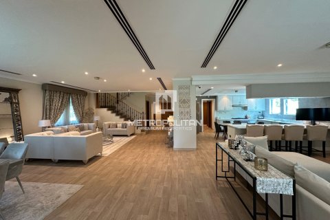 ویلا برای اجاره در Jumeirah Park، Dubai، امارات متحده عربی 4 خوابه ، 403 متر مربع ، شماره 664527 - تصویر 3