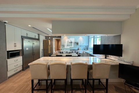 ویلا برای اجاره در Jumeirah Park، Dubai، امارات متحده عربی 4 خوابه ، 403 متر مربع ، شماره 664527 - تصویر 5