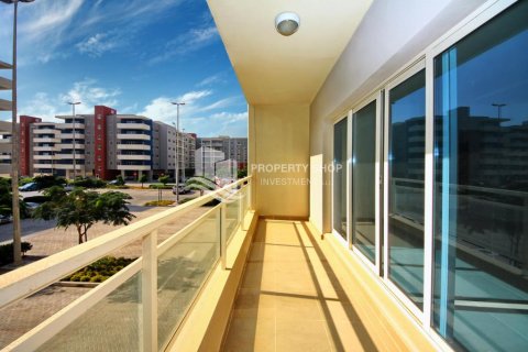 Apartment sa Al Reef, Abu Dhabi, UAE 2 silid-tulugan, 120 sq.m. № 731773