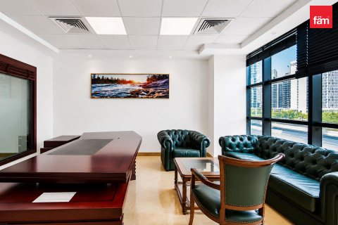 Bureau à louer à Business Bay, Dubai, EAU 110.7 m2 № 740472 - photo 2