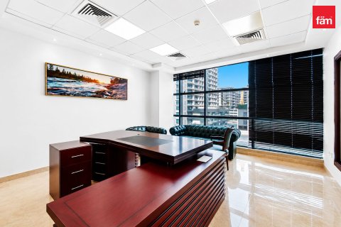 Bureau à louer à Business Bay, Dubai, EAU 110.7 m2 № 740472 - photo 3
