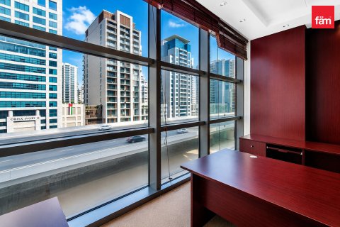 Bureau à louer à Business Bay, Dubai, EAU 110.7 m2 № 740472 - photo 8
