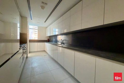 Apartment in Downtown Dubai (Downtown Burj Dubai), UAE 3 bedrooms, 222.7 sq.m. № 721876 - photo 6