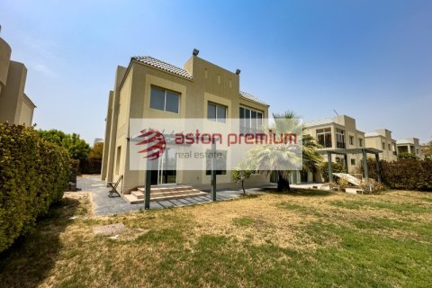 Vila v Living Legends, Dubai, SAE 4 spálne, 903 m2 č. 751500