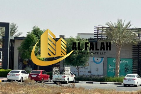 زمین در Tilal City، Sharjah ، امارات متحده عربی 293 متر مربع.  شماره 635543