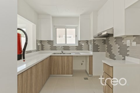 Townhouse de închiriat în Dubai Land, Dubai, EAU 3 dormitoare, 179.02 mp.  №761442 - poză 5