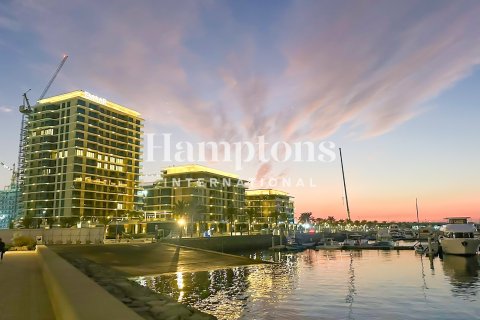 Apartmen di Mina Rashid, Dubai, UAE 2 bilik tidur, 101.72878500 meter persegi № 754644 - foto 15