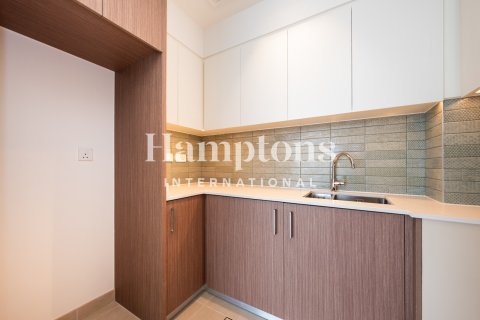 Apartmen di Mina Rashid, Dubai, UAE 2 bilik tidur, 101.72878500 meter persegi № 754644 - foto 5