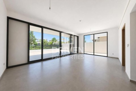 Vilë në Jebel Ali, Dubai, Emiratet e Bashkuara Arabe 4 dhoma gjumi, 656.55 m2. № 757035