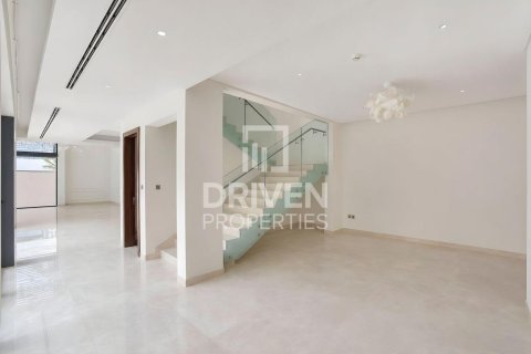Villa zur Miete in Mohammed Bin Rashid City, Dubai, VAE 4 Schlafzimmer, 559.09 m2 Nr. 745214 - Foto 4