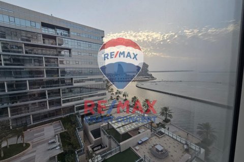 Byt v Al Raha Beach, Abu Dhabi, SAE 3 ložnice, 171.3 m² Č.: 516023
