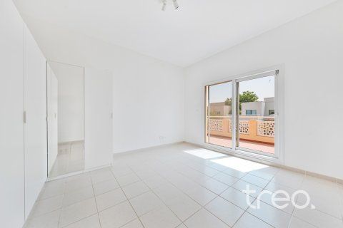 Vilë në Meadows, Dubai, Emiratet e Bashkuara Arabe 5 dhoma gjumi, 342.53 m2. № 739194 - Foto 11