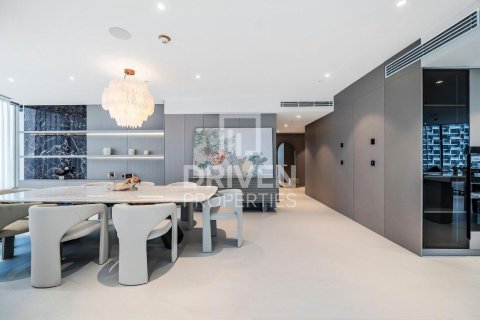 Appartamento in vendita a Downtown Dubai (Downtown Burj Dubai), Dubai, EAU 4 camere da letto, 366.13 mq. № 767244 - foto 22