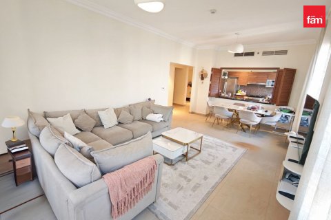 Lägenhet till försäljning i Dubai, UAE 2 sovrum, 141.5 kvm Nr. 769092 - fotografi 3