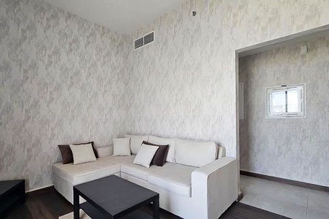 Apartment til salg i Jumeirah Village Circle, Dubai, UAE 1 soveværelse, 81.69 kvm № 748361 - foto 2