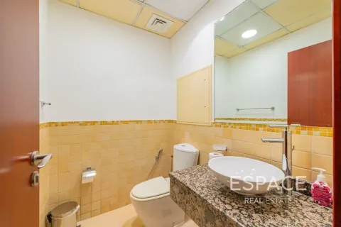 Huoneisto Jumeirah Beach Residence, Dubai, Arabiemiraatit 1 makuuhuone, 111 m2 № 738316 - kuva 13