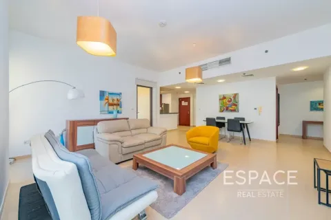Huoneisto Jumeirah Beach Residence, Dubai, Arabiemiraatit 1 makuuhuone, 111 m2 № 738316 - kuva 3
