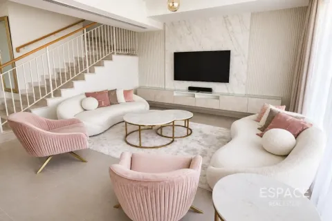 Willa do wynajęcia w Dubai Hills Estate, Dubai, ZEA 5 sypialnie, 251 mkw., nr 738318 - zdjęcie 8