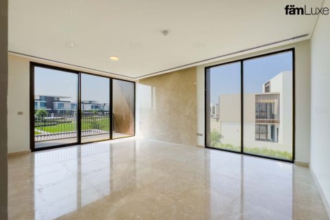 Villa itt: Dubai Hills Estate, EAE, 5 hálószoba, 821.5 m², azonosító: 662339 - fénykép 18
