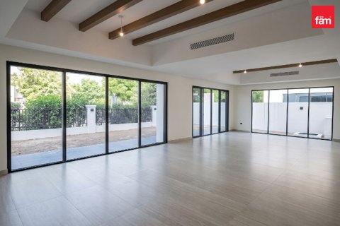 Villa in Dubai, VAE 6 slaapkamers, 439.1 vr.m. nr 752004