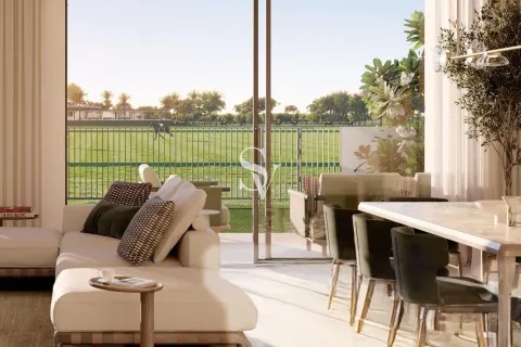 Vila u Dubai Investment Park, UAE 5 spavaćih soba, 500 m2 Br. 736683 - fotografija 2