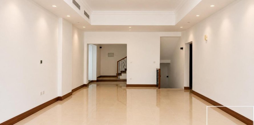 Διαμέρισμα σε Palm Jumeirah, Dubai, ΗΑΕ 3 υπνοδωμάτια, 343.56 τ.μ. Αρ. 747142