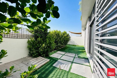 Rijtjeshuis te koop in Dubai, VAE 2 slaapkamers, 164.4 vr.m., nr 641322 - foto 3