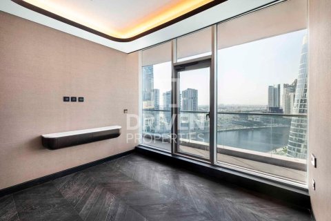 Apartment til salg i Business Bay, Dubai, UAE 4 soveværelser, 272.86 kvm № 767236 - foto 8