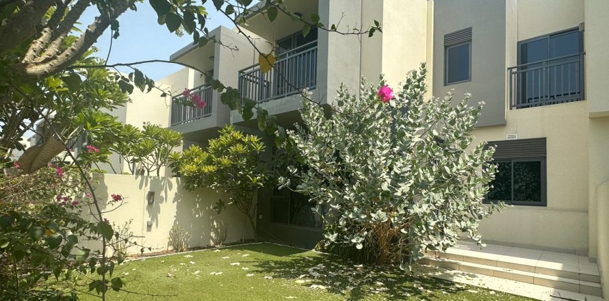 Rumah bandar di Dubai Hills Estate, Dubai, UAE 3 bilik tidur, 206.99 meter persegi № 764349