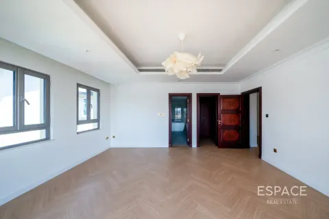 Vila v Palm Jumeirah, Dubai, SAE 4 spálne, 465 m2 č. 738474 - Fotografia 13