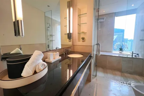 Appartamento in affitto a Dubai Marina, Dubai, EAU 3 camere da letto, 173 mq. № 738476 - foto 17