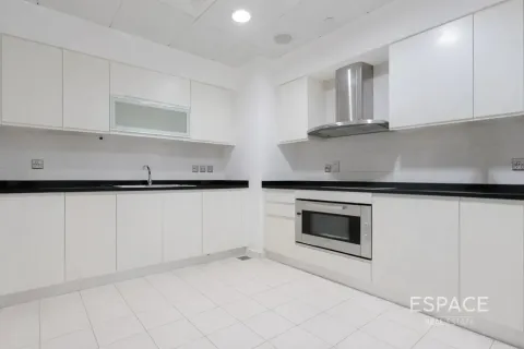 Apartament në Palm Jumeirah, Dubai, Emiratet e Bashkuara Arabe 3 dhoma gjumi, 212 m2. № 738480 - Foto 6