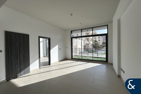 Квартира в Motor City, Дубай, ОАЭ 3 спальни, 209м2 № 697775