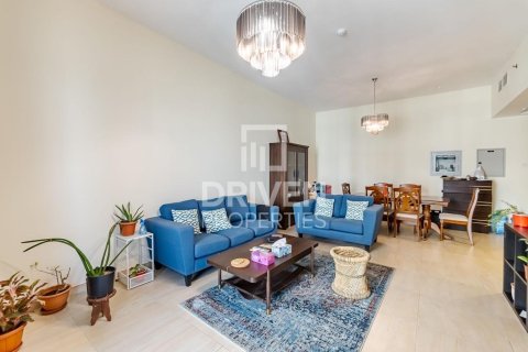 דירה ב Al Furjan, Dubai, איחוד האמירויות 2 חדרי שינה, 130.25 מ
