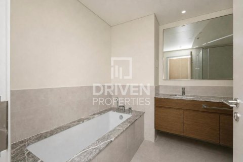 Apartment in Downtown Dubai (Downtown Burj Dubai), Dubai, UAE 3 bedrooms, 147.44 sq.m. № 765177 - photo 22