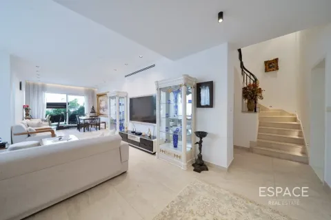 Villa in vendita a The Springs, Dubai, EAU 4 camere da letto, 245 mq. № 737875 - foto 4