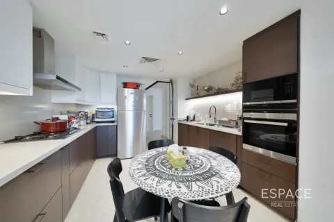 Villa in vendita a The Springs, Dubai, EAU 4 camere da letto, 245 mq. № 737875 - foto 6