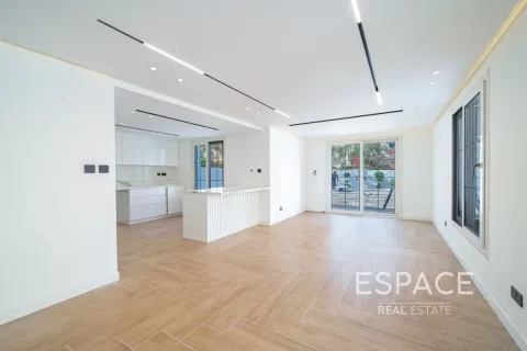 Villa in vendita a The Springs, Dubai, EAU 3 camere da letto, 167 mq. № 737874 - foto 3