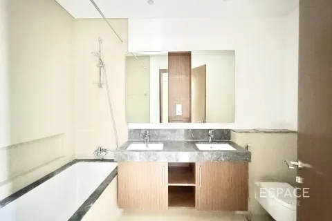 Apartment til salg i Dubai Marina, Dubai, UAE 2 soveværelser, 106 kvm № 737876 - foto 18