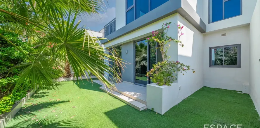 Villa em Dubai Hills Estate, Dubai, EAU 4 quartos, 229 m2 № 737873