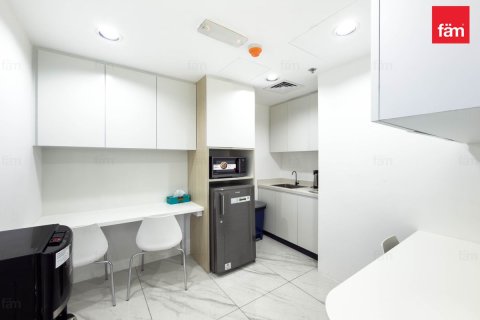 Oficina en alquiler en Dubai, EAU 140.7 m2 № 735332 - foto 9