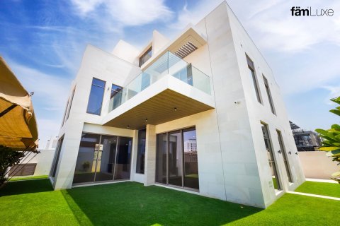 Villa a Dubai, EAU 6 camere da letto, 463.5 mq. № 763049
