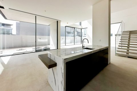 Villa til leie i Dubai, Emiratene 5 soverom, 788.47 kvm Nr. 750755 - Foto 17