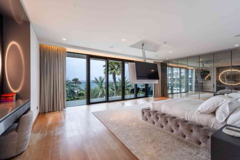 Palm Jumeirah, Dubai, UAE의 판매용 아파트 침실 4개, 776제곱미터 번호 734410 - 사진 17