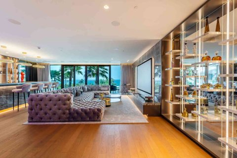 Palm Jumeirah, Dubai, UAE의 판매용 아파트 침실 4개, 776제곱미터 번호 734410 - 사진 11