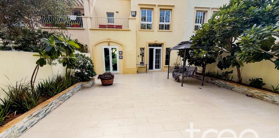Villa en The Springs, Dubai, EAU 3 dormitorios, 228.08 m² № 741062