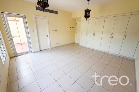 Villa en venta en The Springs, Dubai, EAU 3 dormitorios, 228.08 m2 № 741062 - foto 6