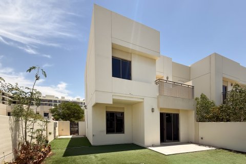 Stadthaus zur Miete in Town Square, Dubai, VAE 4 Schlafzimmer, 268.21 m2 Nr. 750539 - Foto 2